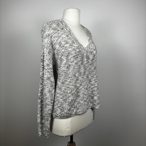 Knit Loose Shoulder Pullover - Picture 2 of 5